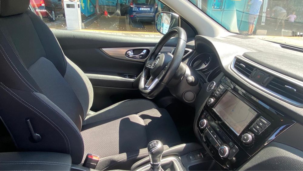Nissan Qashqai model N-CONECTA AN 2019 uinic proprietar 87000 km
