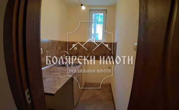 Продава се Етаж от къща в Велико Търново, Център - 120 кв.м за 750 €/кв.м - Снимка #4