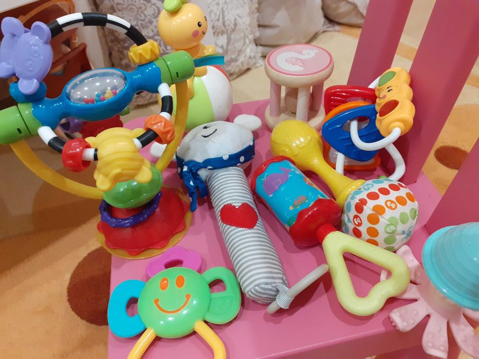 Запазени играчки за бебе