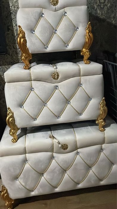 Сундуки срочно!