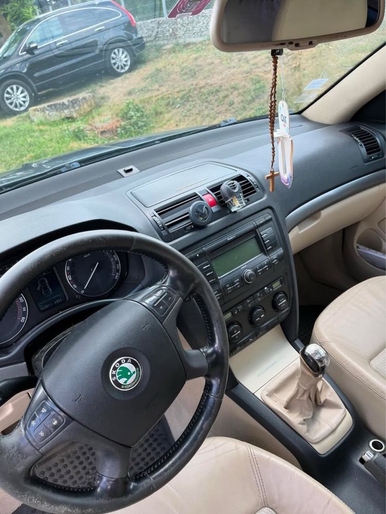 Vand skoda octavia 2 , 2.0 TDI (cod motor bkd)