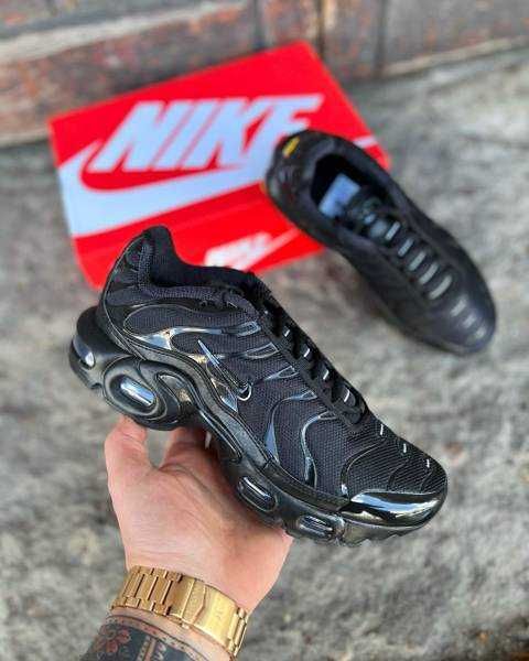 Adidasi Nike Air Max Plus Gs Triple Black 100% originali-37.5