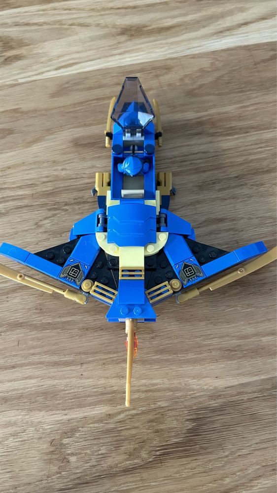 Lego Ninjago Jet-ul lui Cole