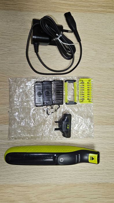 Aparat de ras Philips OneBlade