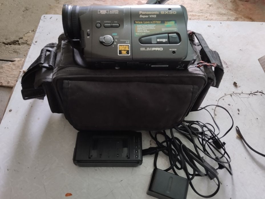 Видео камера на кассете