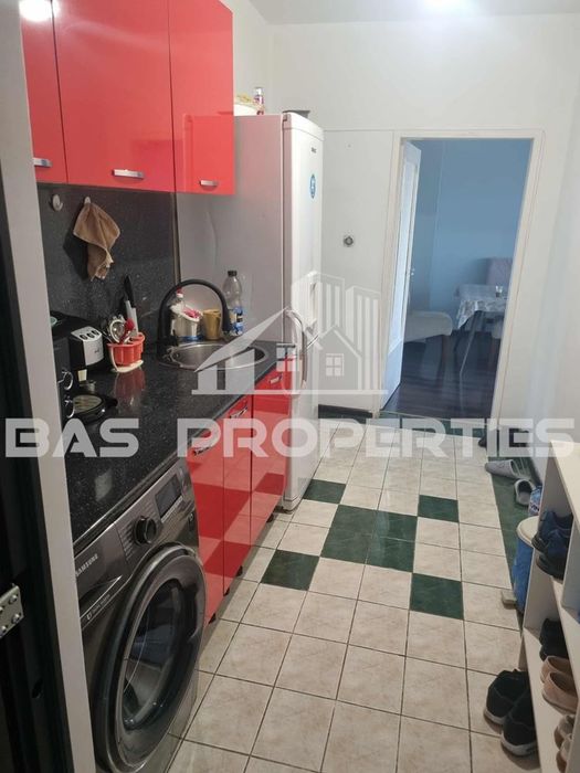 Продава се Тристаен апартамент в София, Люлин 5 - 68 кв.м за 1986 €/кв.м - Снимка #1