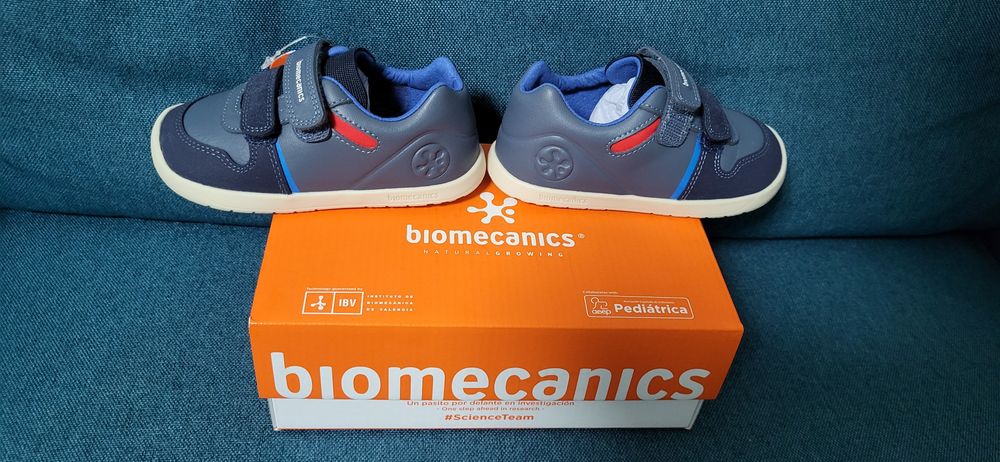 Pantofi pentru baieti Biomecanics WIDER – din piele naturala