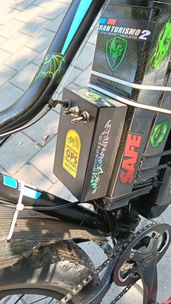 Bicicleta electrica cu 3 bateri