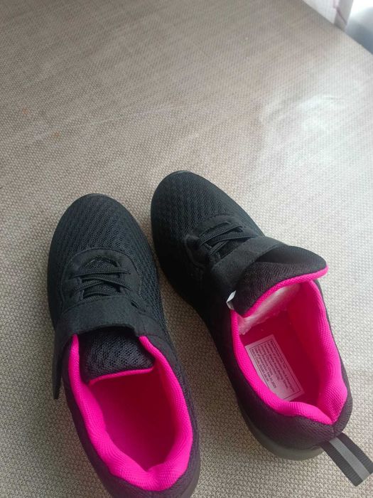 Кроссовки детские для девочки