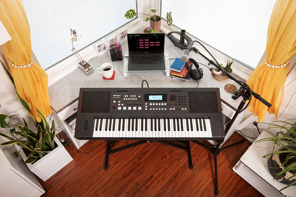Продам Синтезатор Roland E-X50