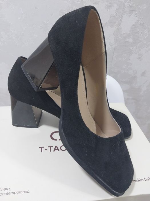 Продаются обуви 38 размера