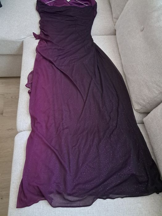 Дълга бална рокля