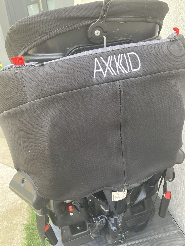 IMPECABIL - Scaun auto Axkid Duofix 9-25 kg, isofox + centura.