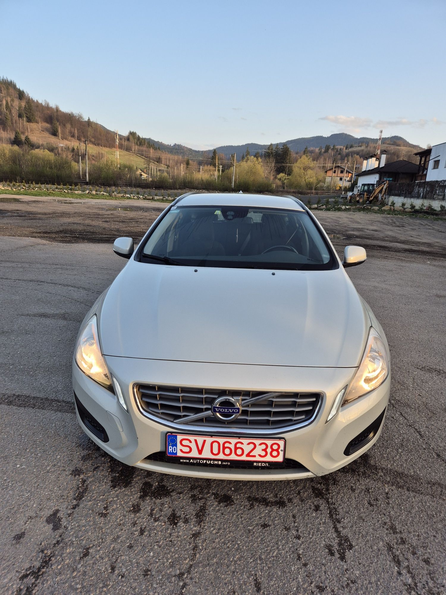 Volvo v60 2011 1.6 diesel 114cp
