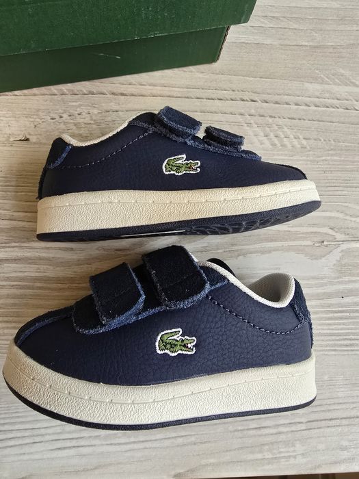 Обувки Lacoste номер 20