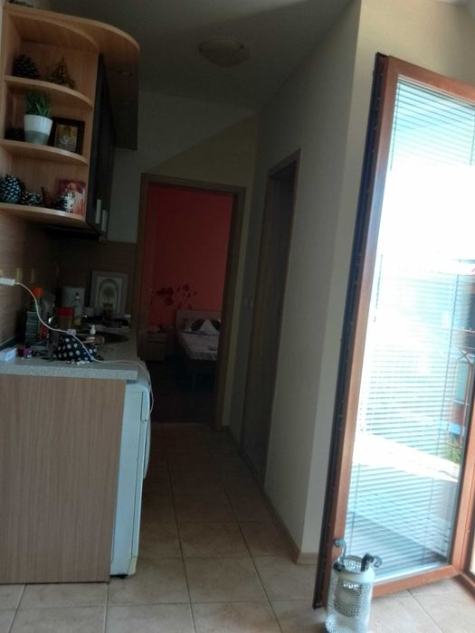 Oтдавам под наем апартамент 60 кв.м. Супер център Сл. бряг парко място