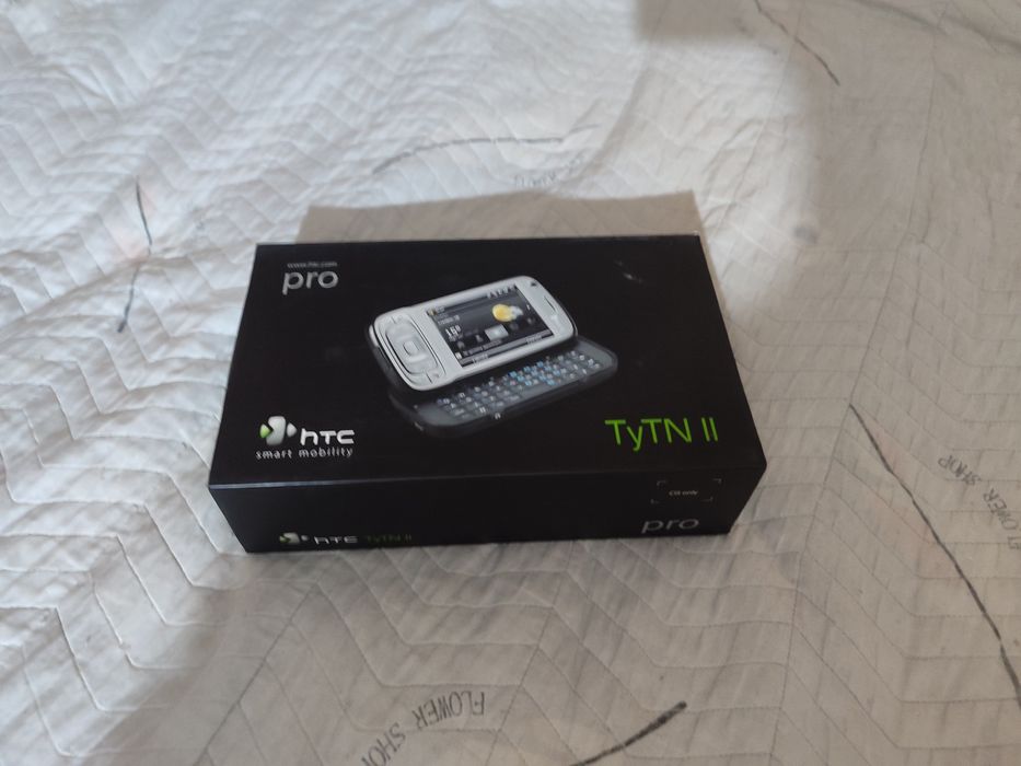 Нерабочий HTC Tytn II на запчасти