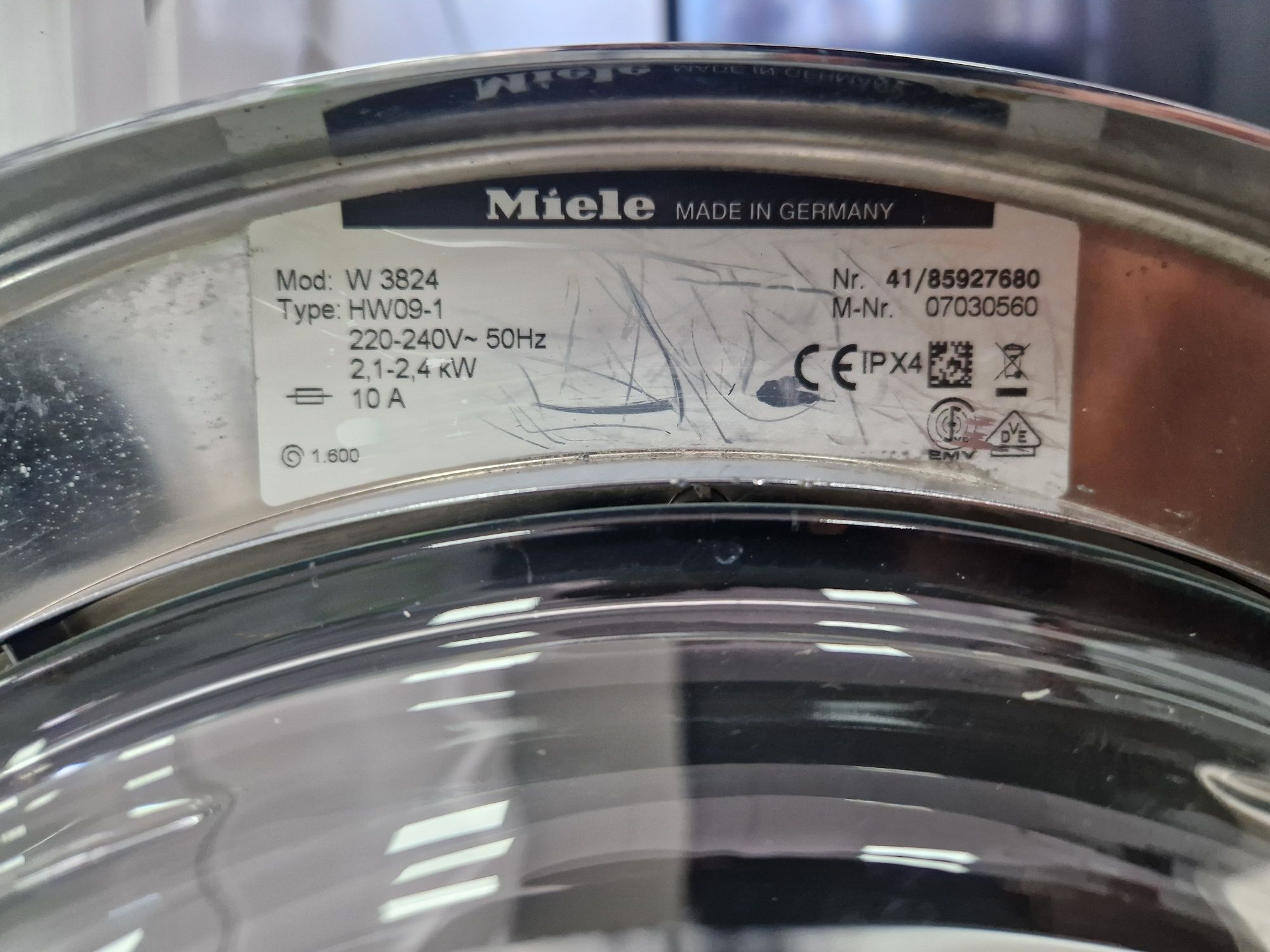 Пералня Miele w3824 Пчелна пита