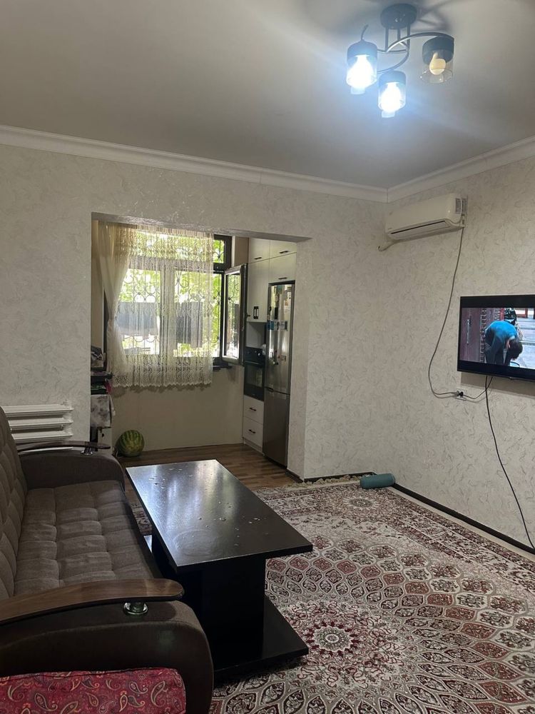 Продается квартира, переделана из 2-комнатной в 3-комнатную.