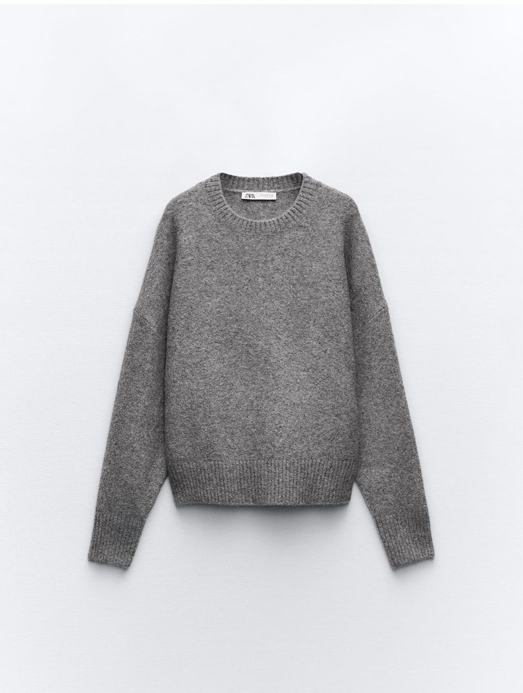 Теплый свитер Zara