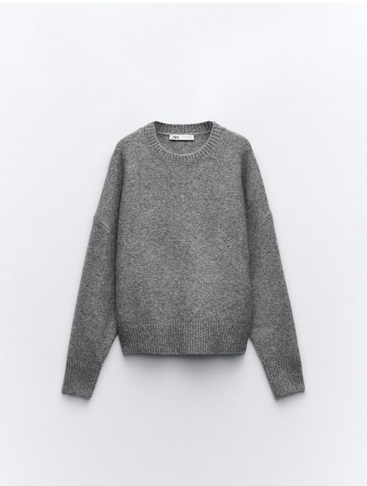 Теплый свитер Zara