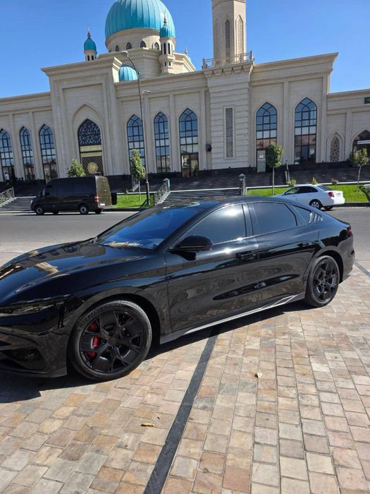 BYD HAN 2025 full version 715 km black srochno