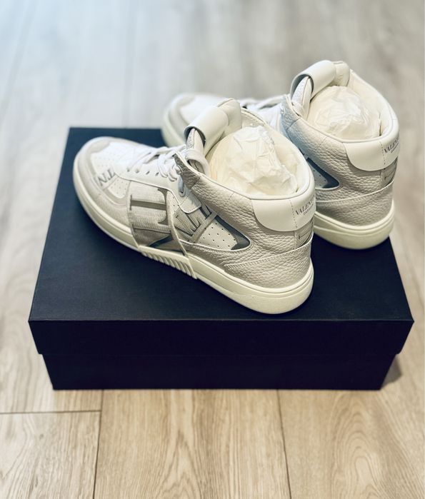 Sneakers Valentino VLTN 41, accept crypto BTC/ETH/USDT/USDC