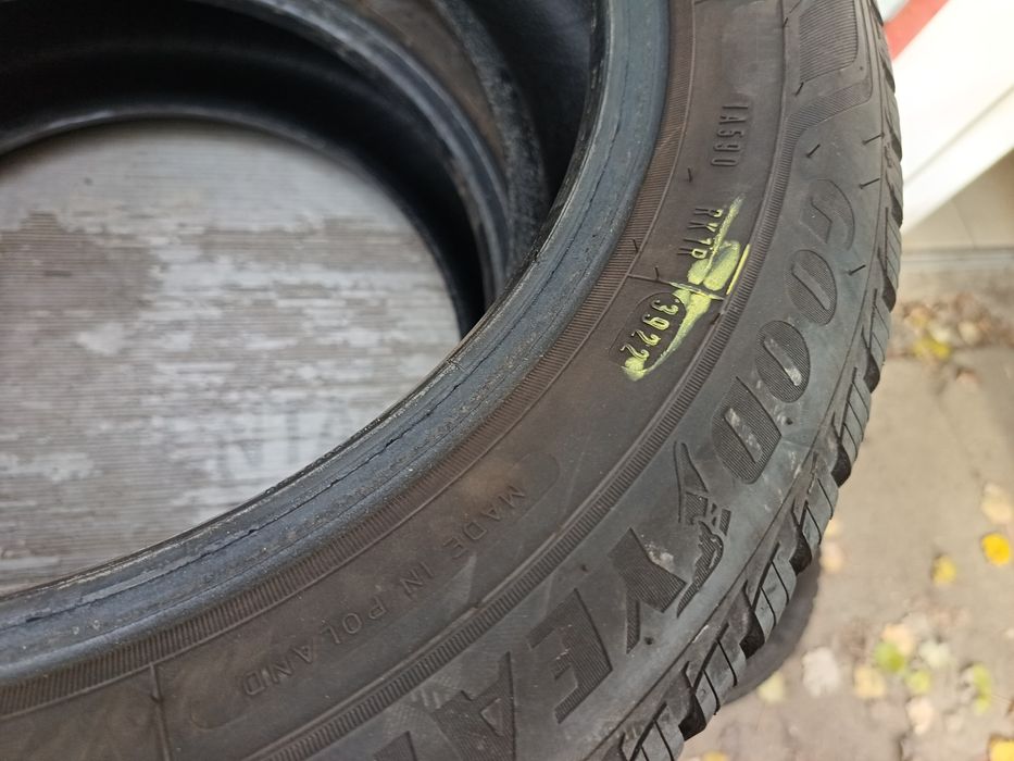 Anvelope MS iarna 185 60 15 goodyear 2022 7mm