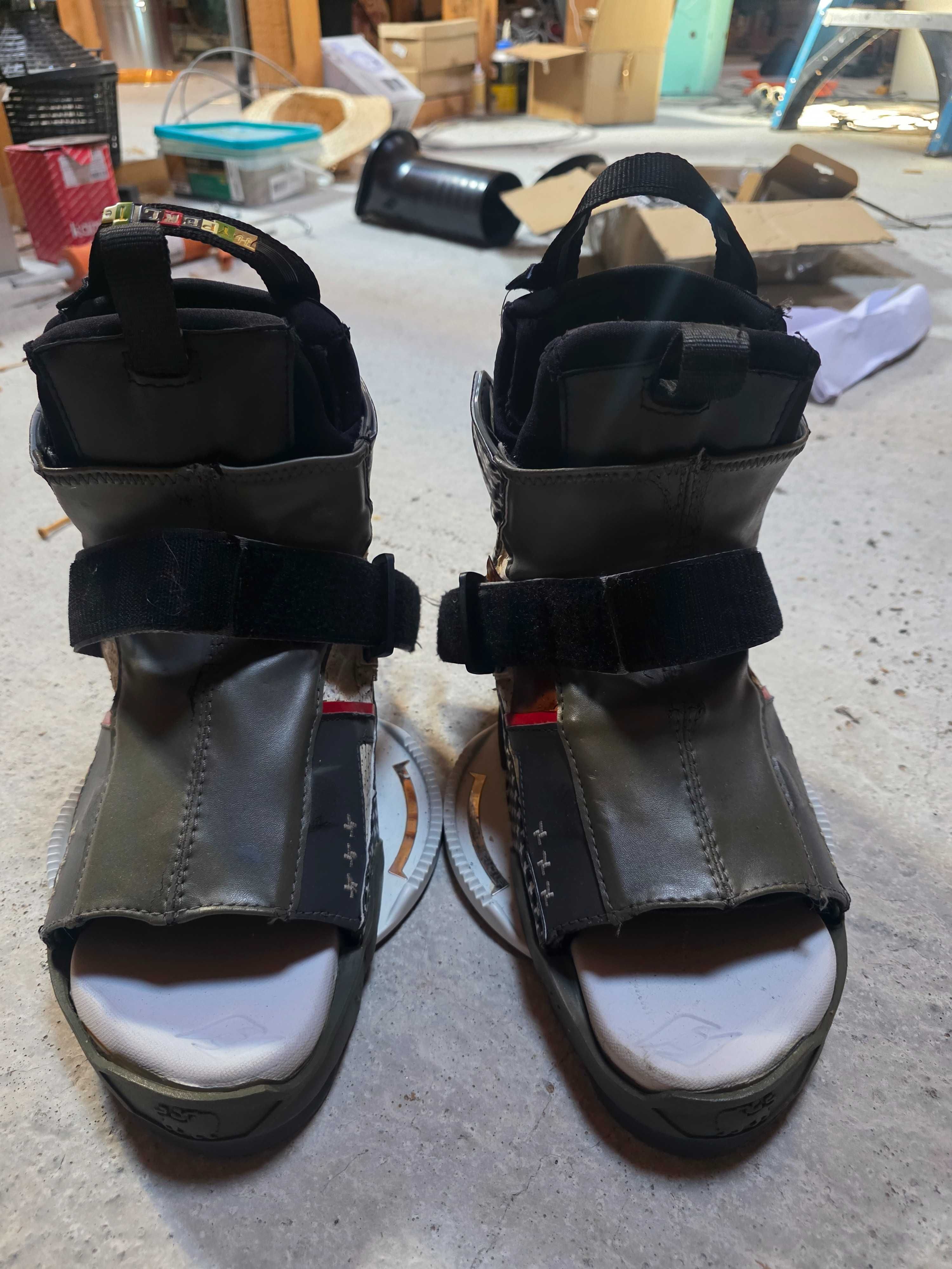 Wakeboard 141cm с ботуши
