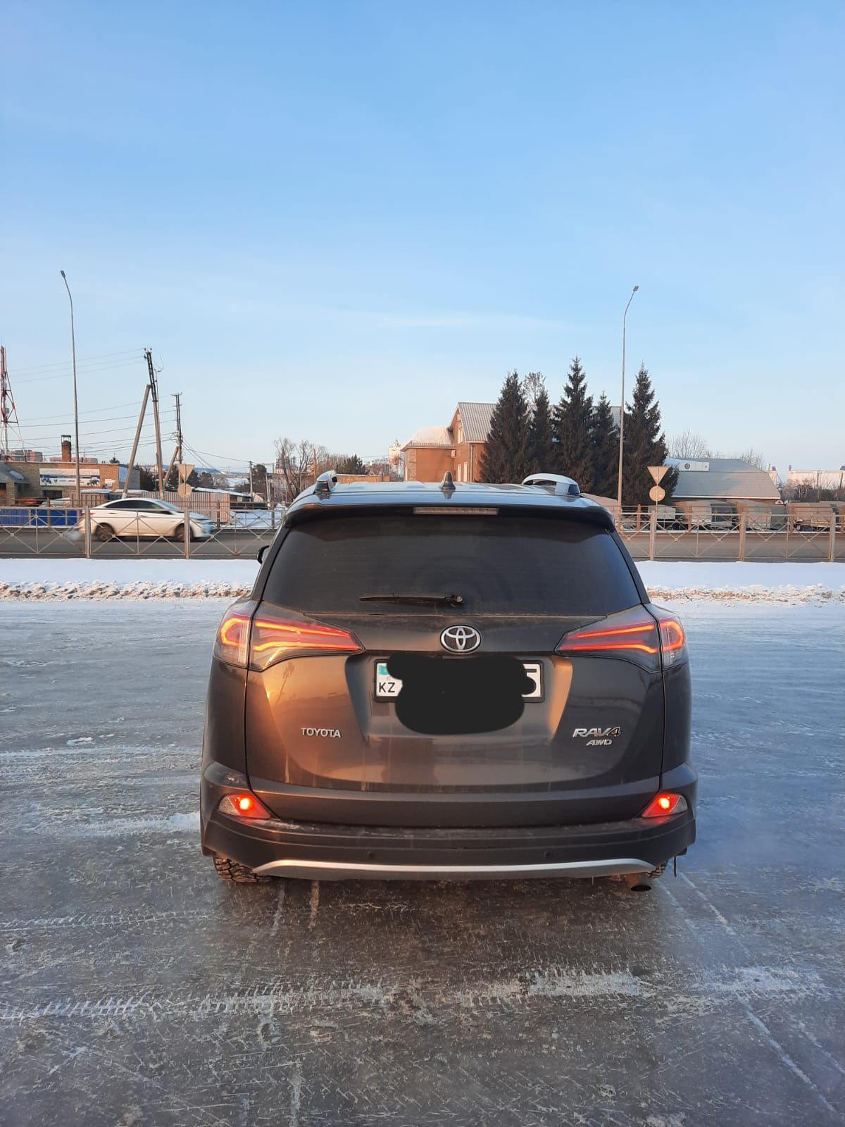 Продам автомобиль Toyota RAV 4