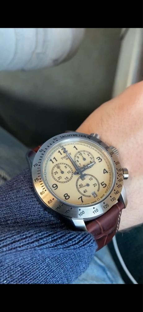 Ceas Tissot v8 chronograph