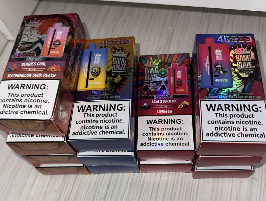 Vapeuri engross de 35 mii ,40 ,85 mii puff