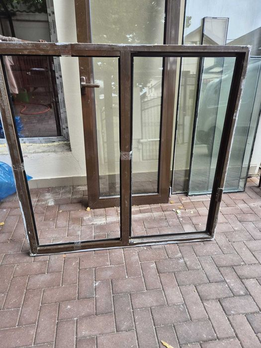 Geamuri si usi termopan din  aluminiu second hand.
