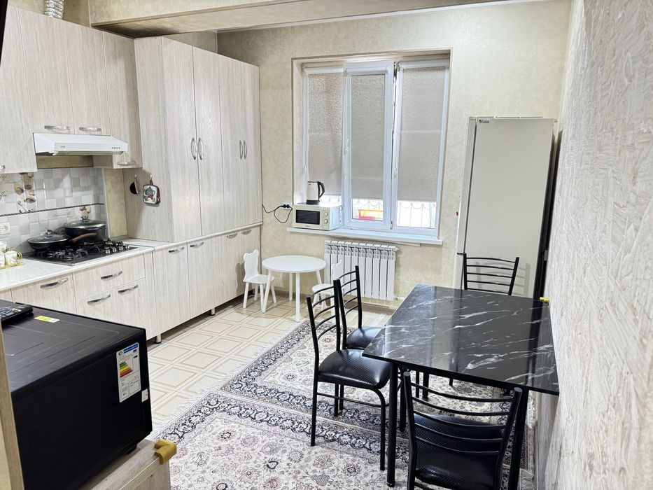 Elite house JK yangi hayot tumani 2 xona 70 kv yy sotiladi