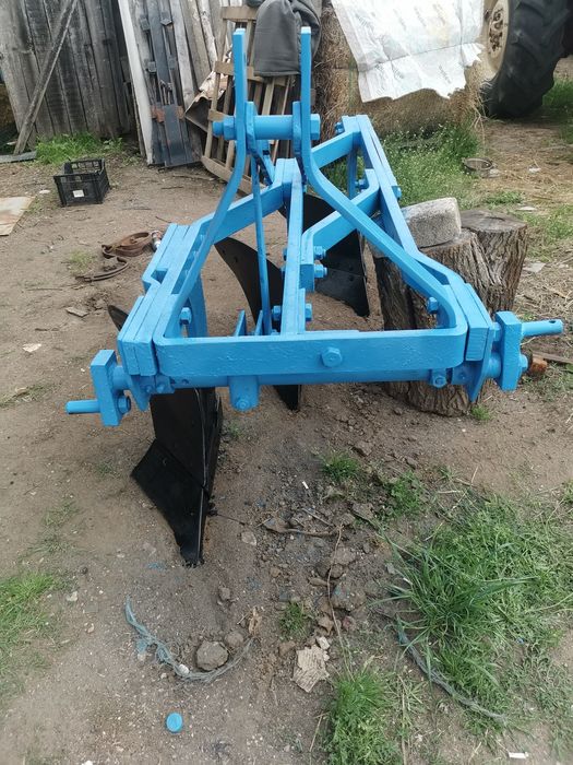 Плуг гръцки 3х 35