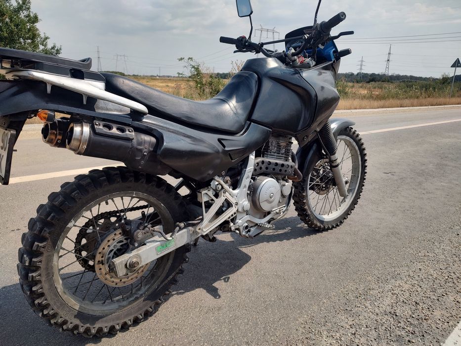 Honda NX 650 Dominator