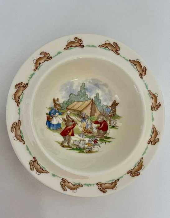 Детска чиния Royal Doulton Bunnykins