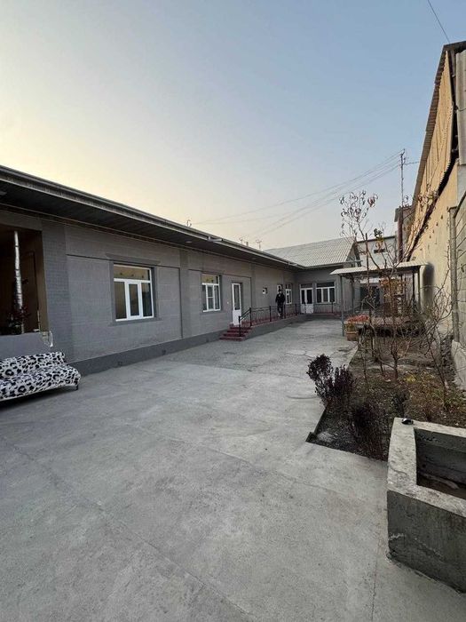 Фарғона центрда ховли уй сотилади