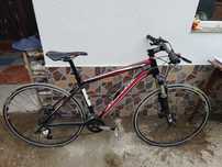 Vând cursiera specialized