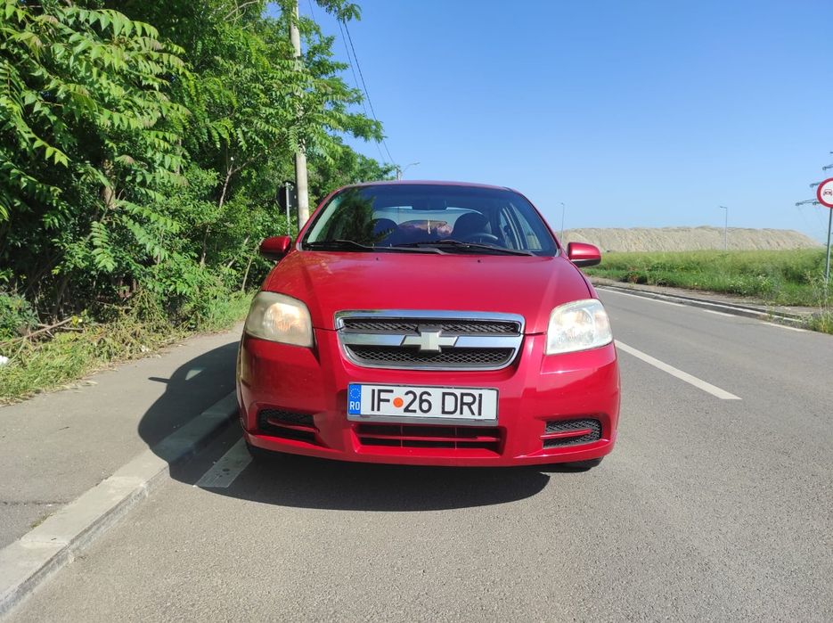 Vând Chevrolet Aveo