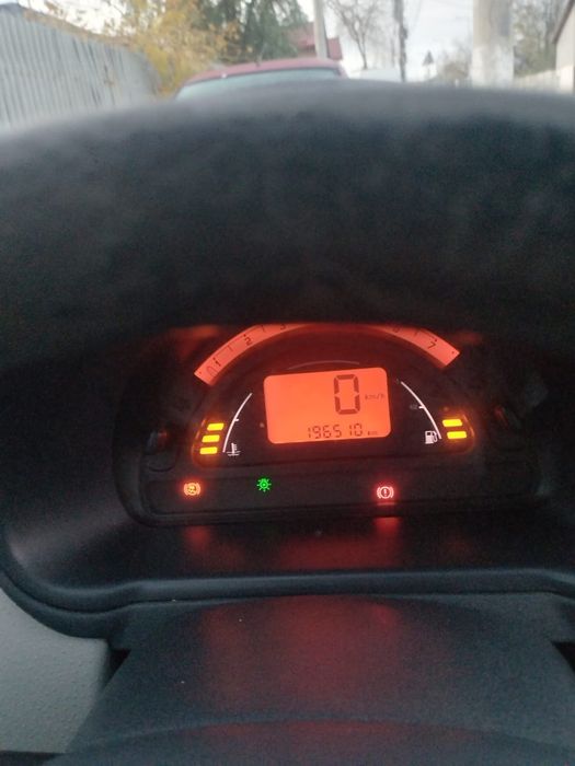 Vând Citroen C3 1.4D