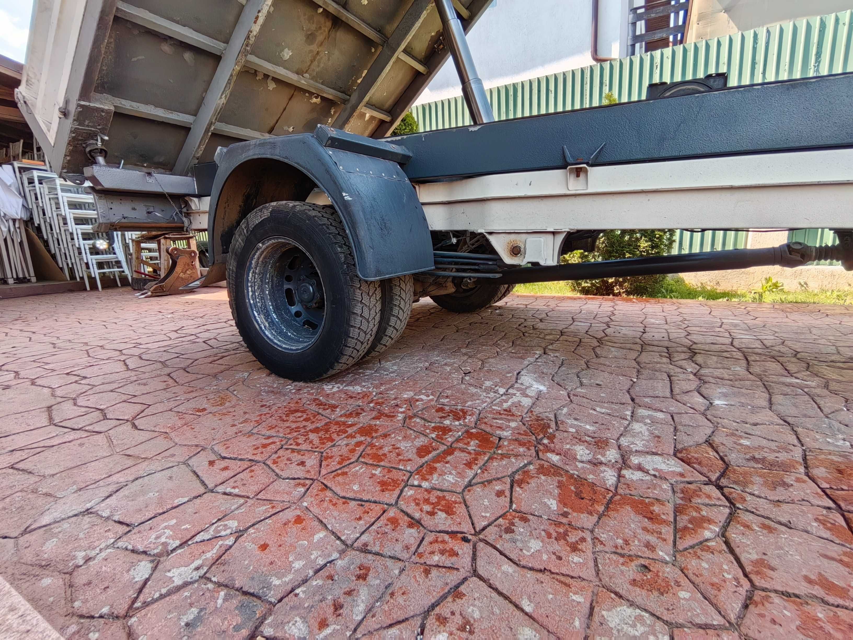 Vand basculabila pe 3 parti vw crafter sau închiriez