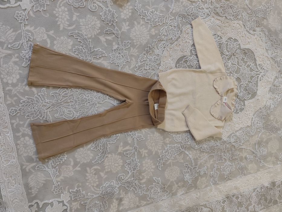 Set Zara pt.fetite mărimea 4ani