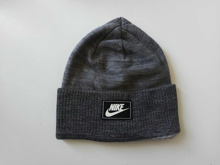 Nike, зимна шапка , размер 58-62см , унисекс модел