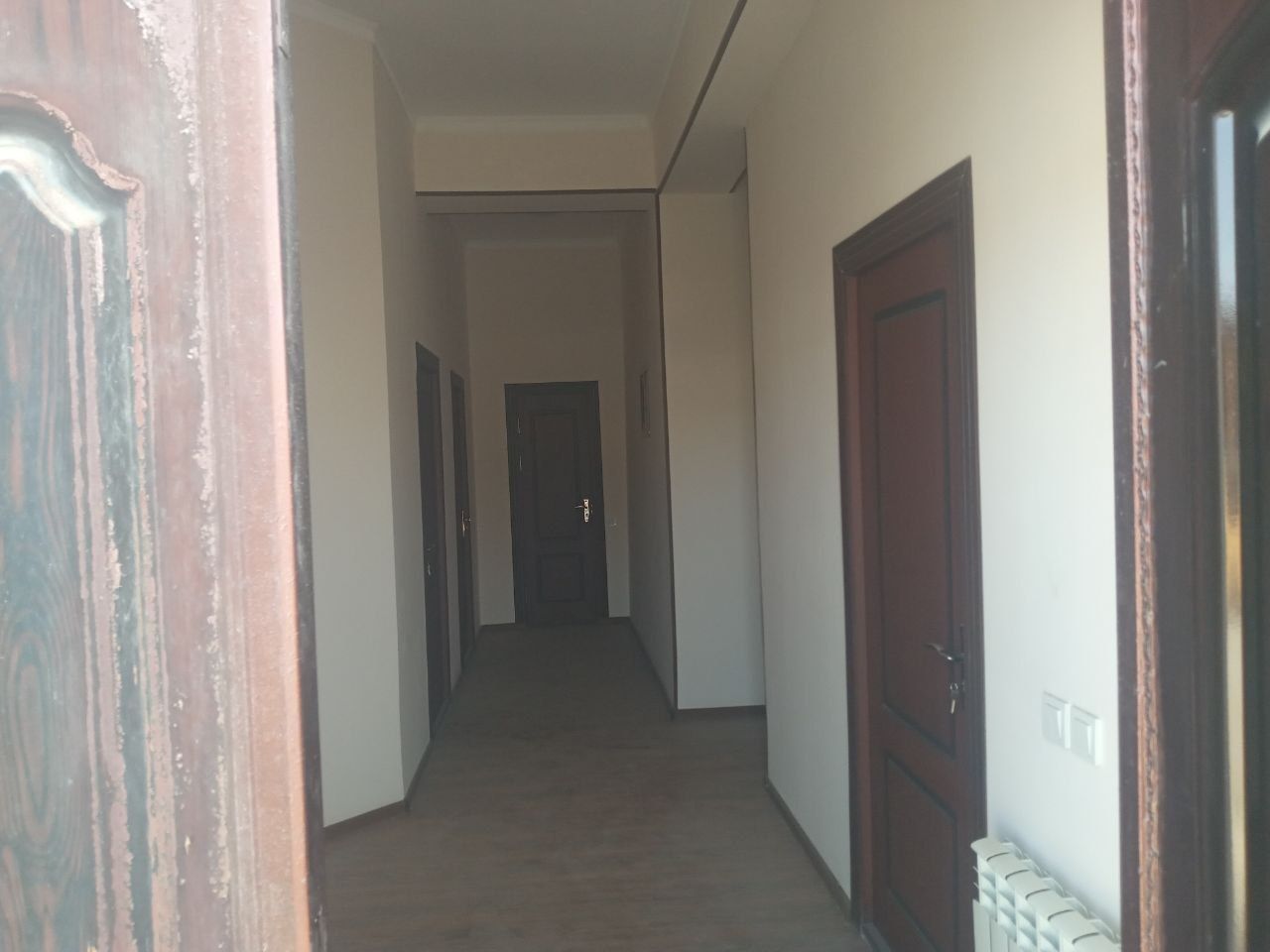 Ofis sotiladi 200000$