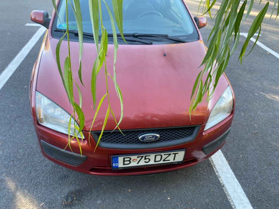 Ford Foscus  135000km reali benzina+GPL (nou)