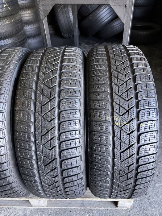 4 anvelope iarna 225/55/18 , Pirelli , 6.7 mm !