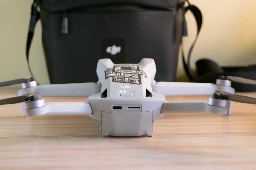 Комплект DJI Mini 3 Fly More Combo + DJI Care Refresh