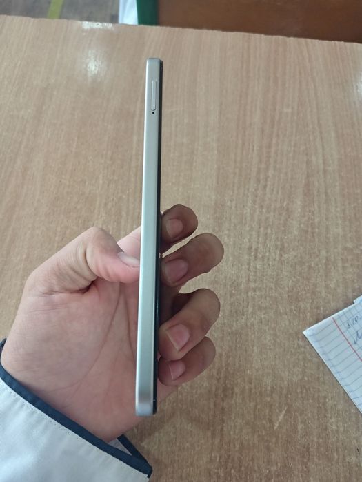 Infinix hot 60 i