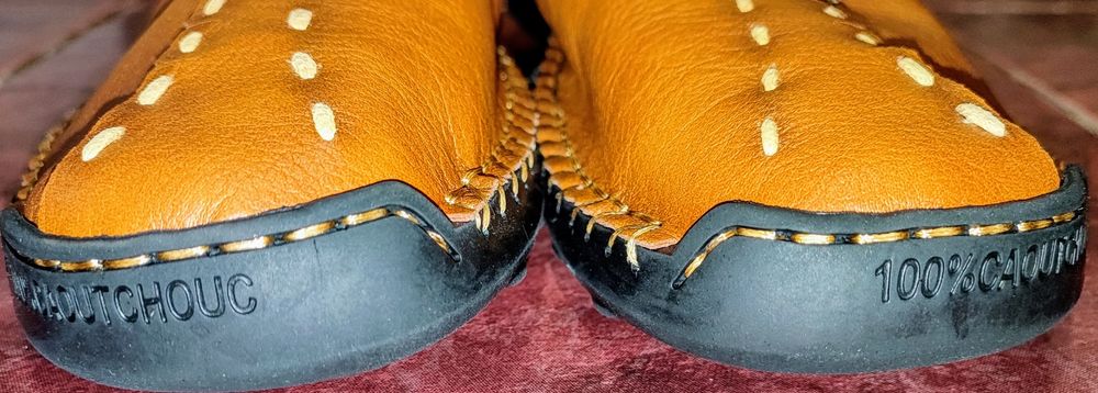 Ghete din piele naturală și talpă 100% cauciuc